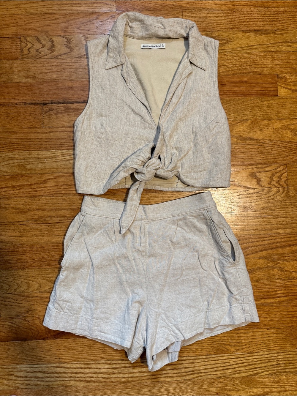 Abercrombie & Fitch Sleeveless Tie-Front Top and Shorts Set - Light Tan